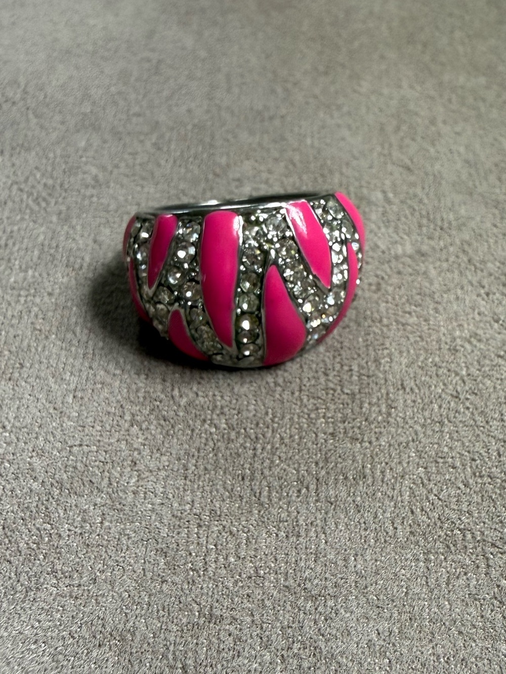Vintage Y2K Hot Pink Enamel Dome Ring with Clear Crystal Accents